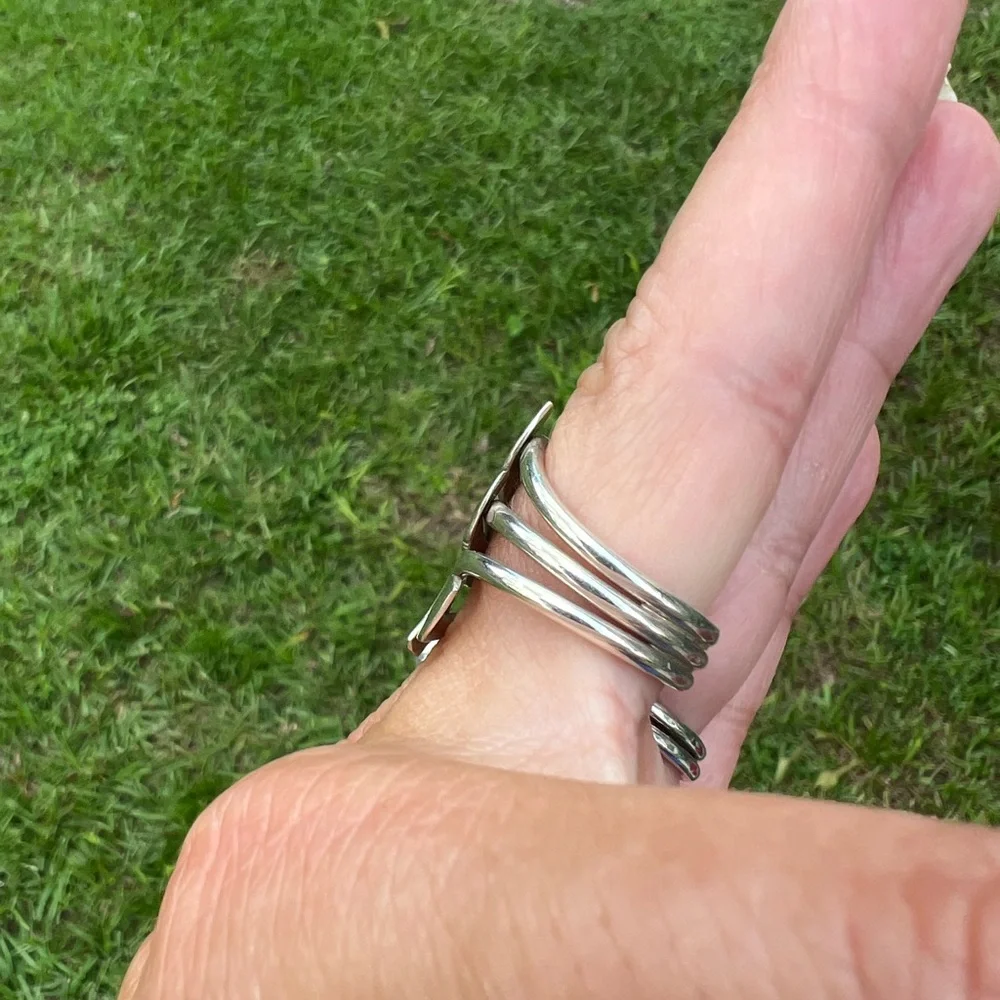 Sterling Silver MEXICO Freeform Weave Tapered Three Layered Band Ring - Picture 9 of 17